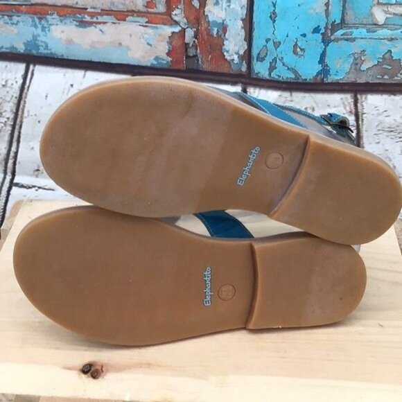 Elephantito Size 2 Youth Girls Blue Thong Sling Back Buckle Faux Leather Sandals - Picture 7 of 10